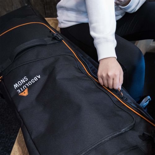 What to Look For in Ski & Snowboard Gloves