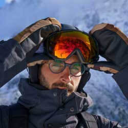 Over the Glasses (OTG)