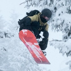 Snowboards & Skis